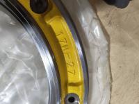 Крышка 17M-27-41490 Komatsu