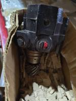 Насос 105-7573 Caterpillar