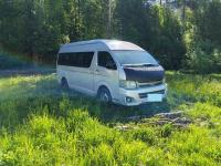 Автобус Toyota Hiace , 2010