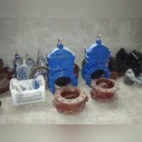 Задвижка клиноваячугунная ДУ 300 РУ 16	