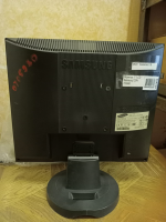 Монитор 17 "LCD Samsung 720N