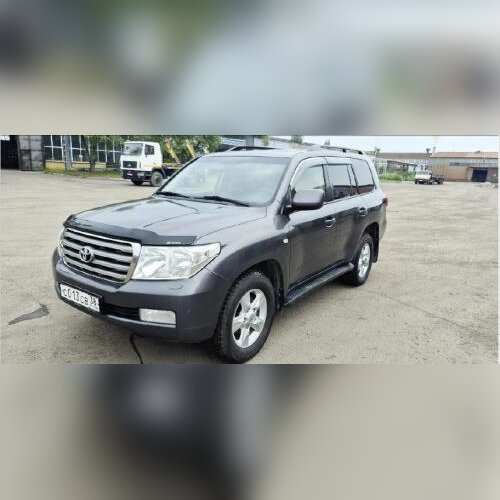 TOYOTA LAND CRUISER 200