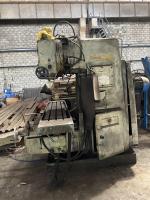 Вертикально-фрезерный станок 