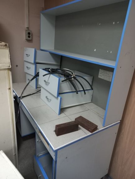 Лабораторная мебель