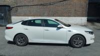 Легковой автомобиль KIA OPTIMA 2017 года выпуска