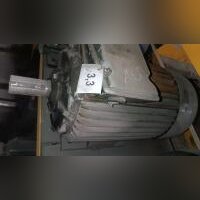 Двигатель_АИР180 М8/6У3