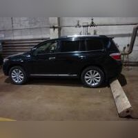 Автомобиль Toyota Highlander