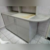 Стол рабочий обработан жидким камнем 