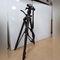 Штатив с головкой