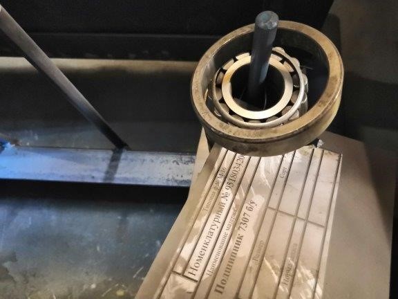 Подшипник 7307 б/у