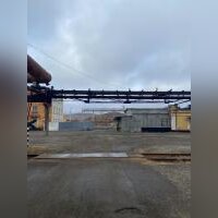 Труба стальная б/у, проложенная на эстакадах