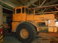 Трактор К-700