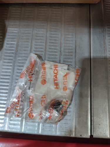 Датчик давления 4099039 Hitachi