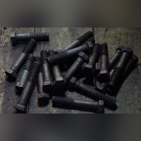 Болт М18х100 б/у