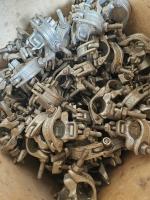 Хомут кованный неповоротный (глухой) Ф зажимаемой трубы 48*48 мм для установки лесов