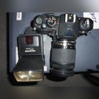 ФОТОКАМЕРА ~NIKON~ FM2ФОТОВСПЫШКА ~CULL