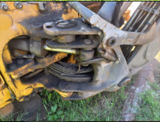 Экскаватор Volvo BL61 с гидромолотом НВ400