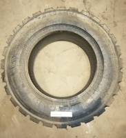 Шина пневмо 28x9-15 (8.15-15) NHS  Galaxy Yardmaster 14 PR) 