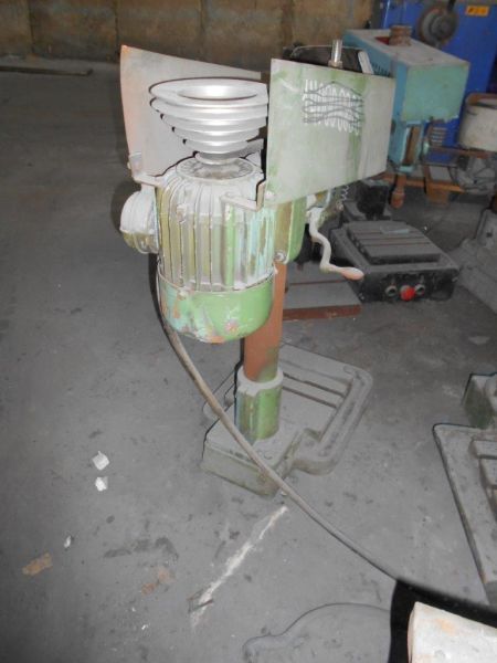 Станок сверлильно настольный 2Д 112Л