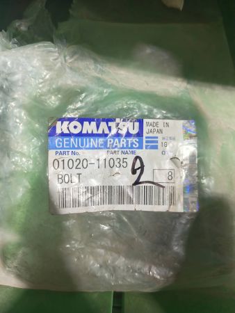 Болт 01020-11035 Komatsu