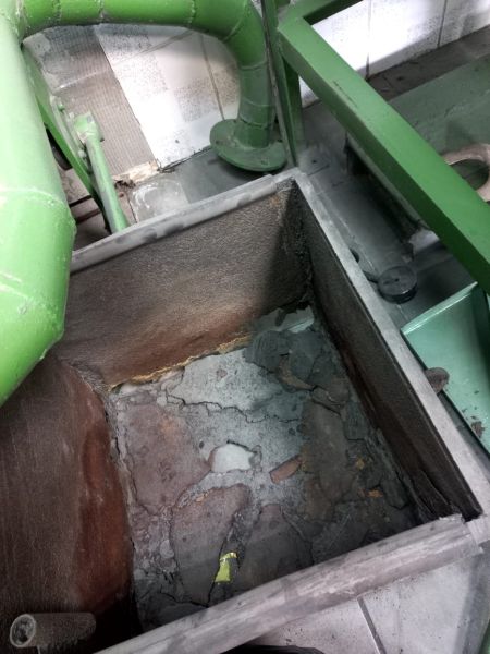 Станок для резки огнеупорного кирпича 123.00