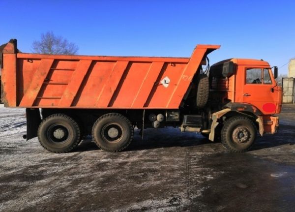Самосвал Камаз 6520, 