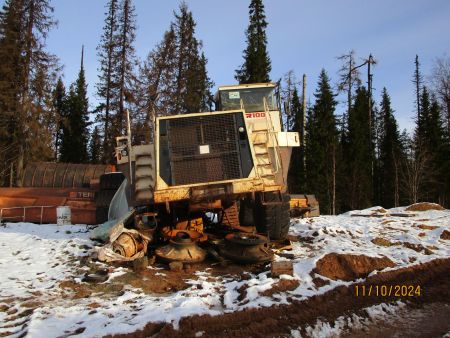 Карьерный  самосвал  TEREX TR 100