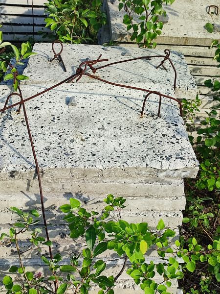 Лоток железобетонный, дренажный  с плитой