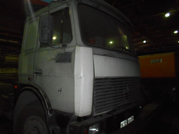 МАЗ-64229-032