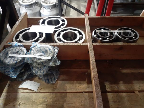 Подшипник 6211