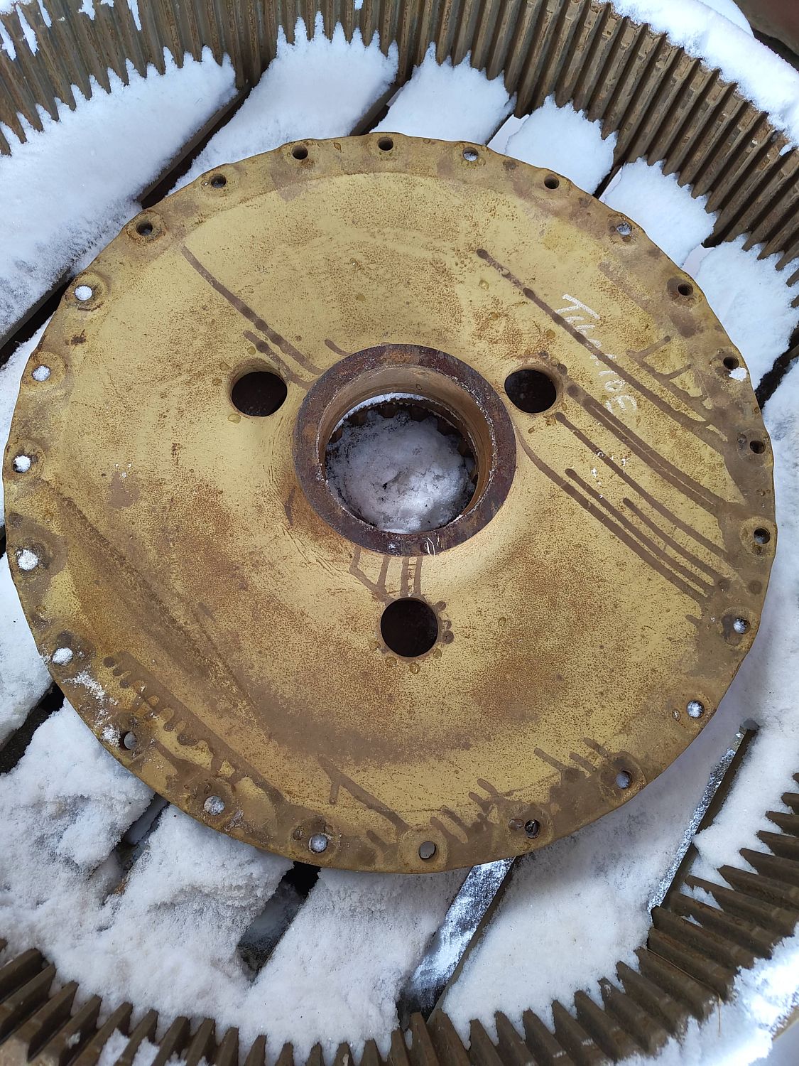 Ступица 17М-27-41330 Komatsu