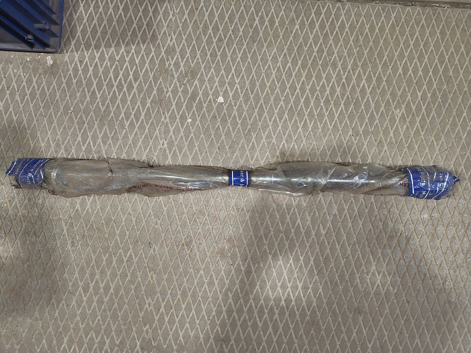 Шпилька стяжная с сборе DF20B-2000 Delta