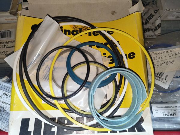 Набор уплот. крышки г/ц 94028217 Liebherr