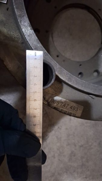 ВТУЛКА УШКА  ПЕРЕДНЕЙ РЕССОРЫ   ЗИЛ 130-2902028-А