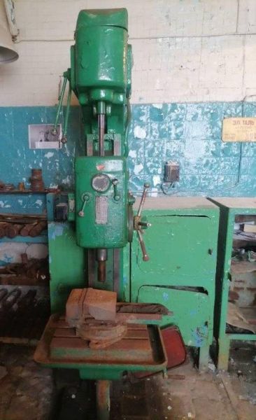 Станок  вертикально-сверлильный 2А125