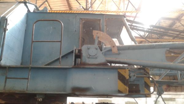 КРАН САМОХОДНЫЙ Ж/Д ЕДК-300