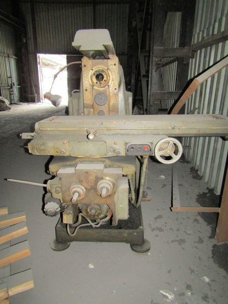 СТАНОК ГОРИЗОНТАЛЬНО-ФРЕЗЕРНЫЙ 6М82