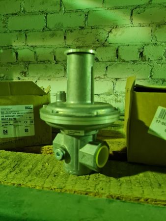 Предохранительный редукционный клапан VSBV25R40-4Z