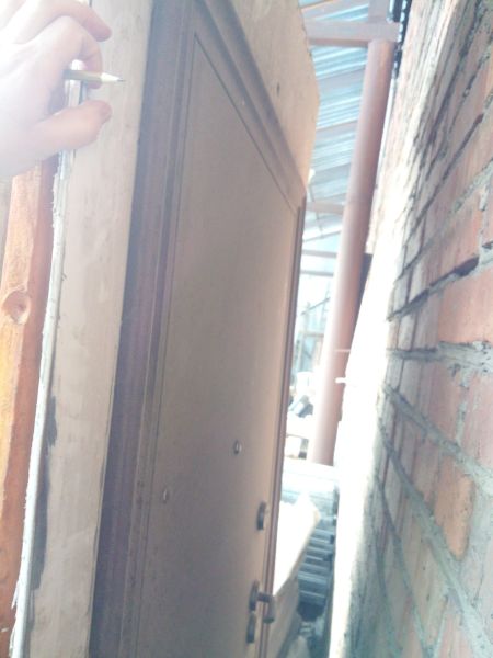 Дверь металлическая б/у