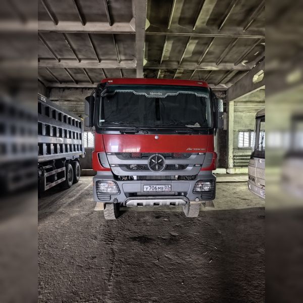 Автосамосвал Mercedes Benz  Actros 4141K 