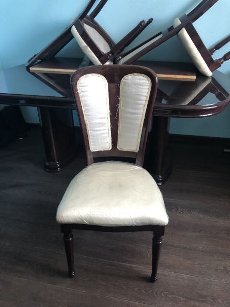 Комплект столового гарнитура 