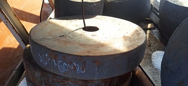 Поковка ф460хф65ф80