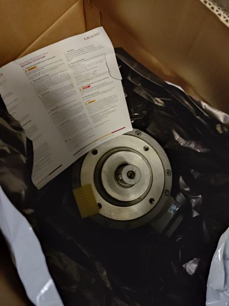 Насос HPR18A1RKP045KM28F2Z00 Moog