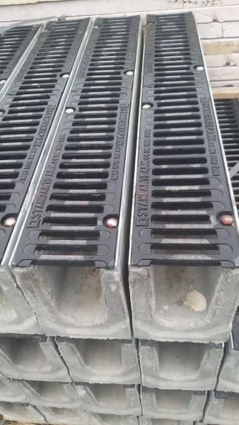 Лоток водоотводной BetoMax Drive 16.23 бетон. с решеткой