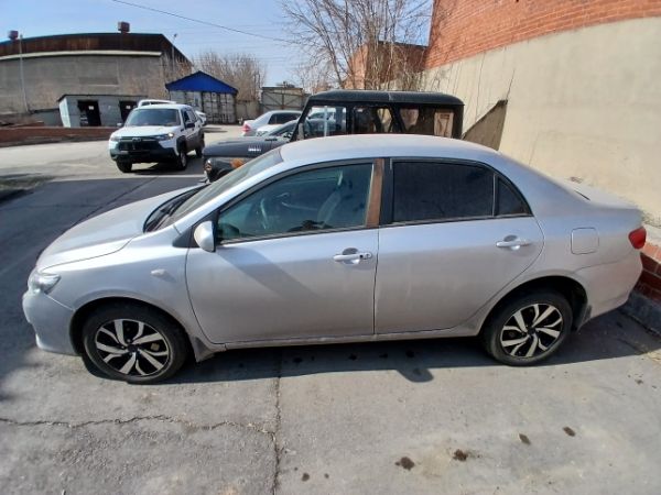 Транспортное средство  (TOYOTA COROLLA)