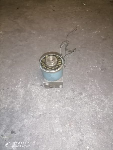 НПА_Пневмораспределитель ТУ2-053-1355-78 Ду4 Р=1МП Кv=0.15 Б/У