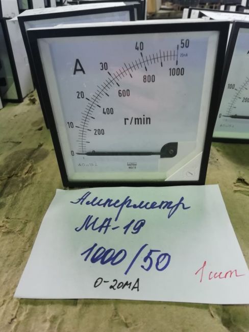 Амперметр MA19 1000/50A б/у