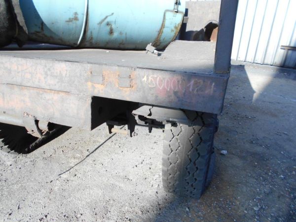 Прицеп бортовой одноосный 8019-03