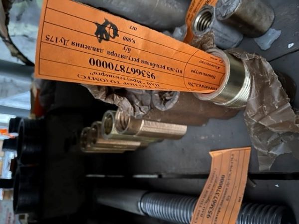 втулка резьбовая регулятора  давления Ду175 б/у