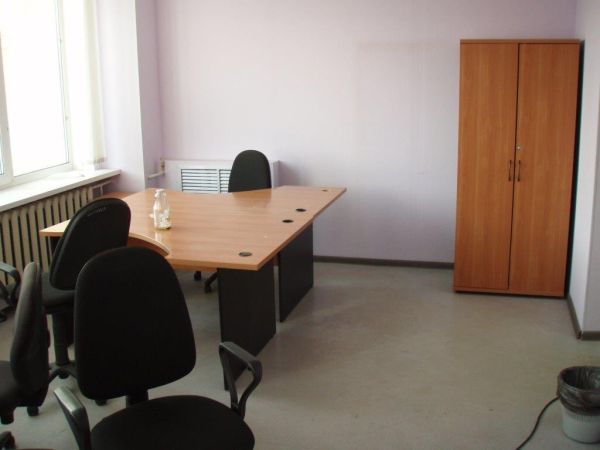 Стол рабочий эргономич. М-Люкс BS150 правый